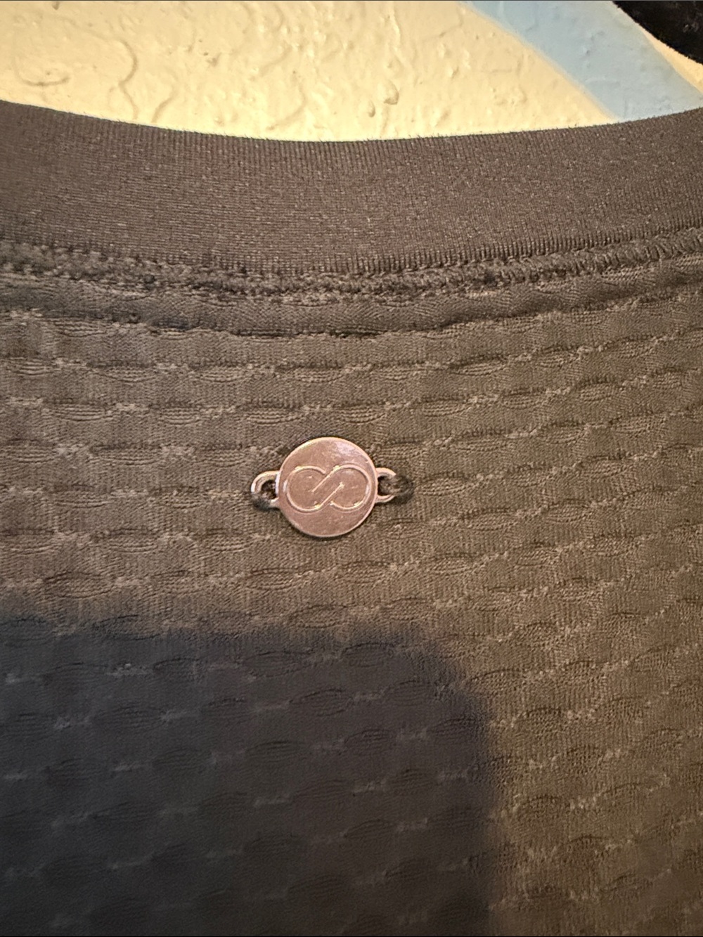 CALIA by Carrie Underwood Renew Long-Sleeve Crewneck Top - Charcoal - Picture 5 of 6